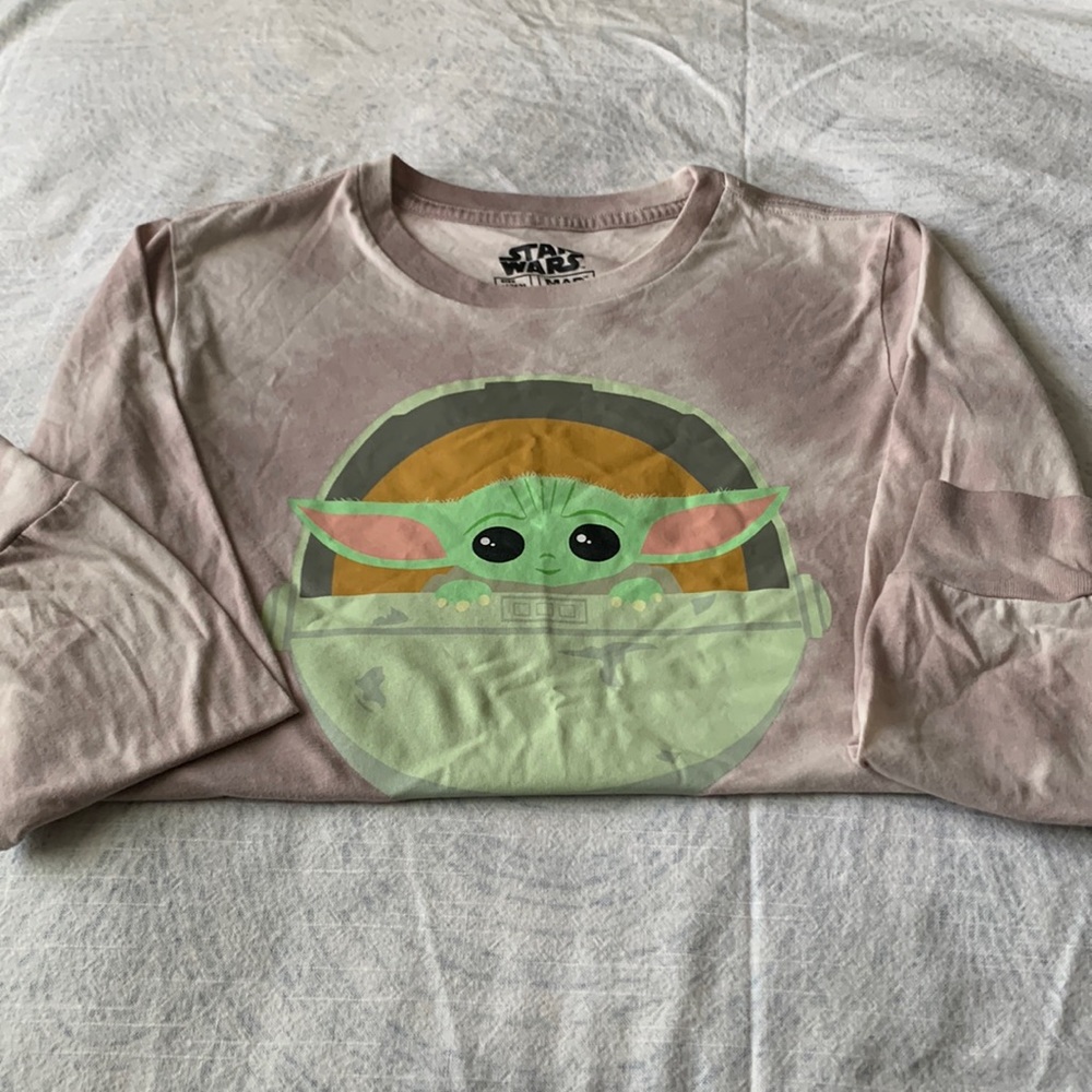 Star Wars medium size kids long sleeve shirt